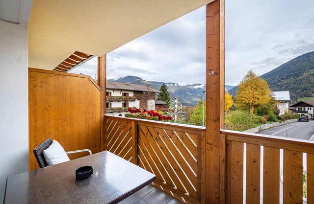 Apartment 'Linder 20' with Mountain View, Shared Pool and Wi-Fi