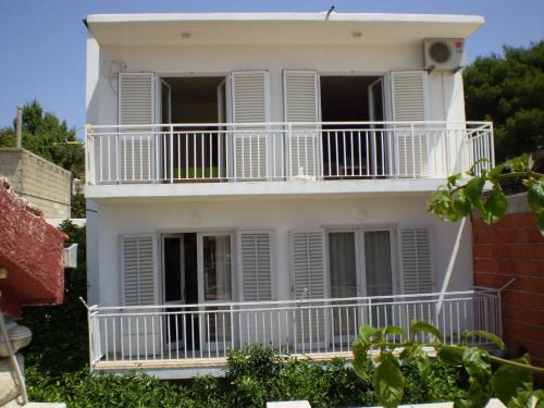 Apartment Ljilja
