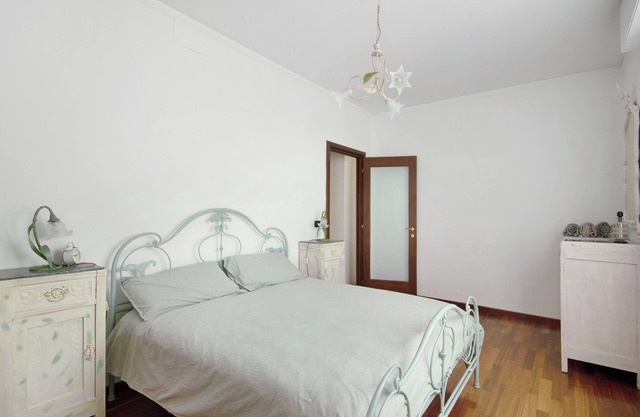 Apartment 'Lo Scoglio' with Private Garden and Wi-Fi