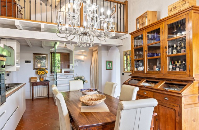 Apartment "Lobram Castel" with Lake View, Shared Pool & Wi-Fi