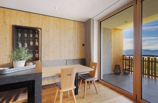 Apartment 'Lodge Lavendel' with Mountain View, Private Terrace and private sauna