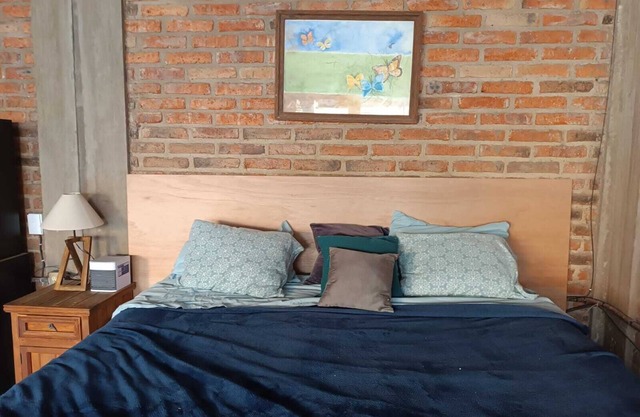 Apartment/loft with garden