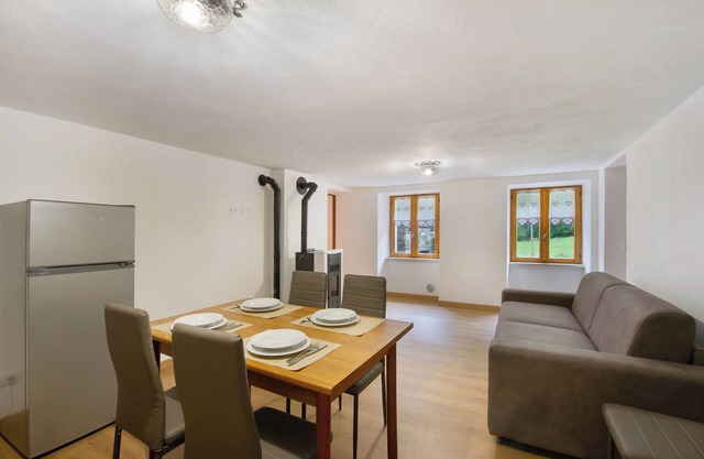 Apartment 'Luéisch Ketschu 1' with Mountain View, Shared Garden and Wi-Fi