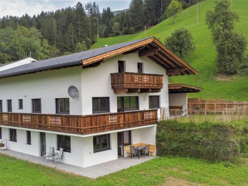 Apartment Mäuerl by Interhome
