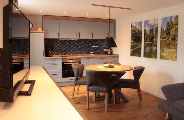 Apartment 'Mühlenteich' with balcony, Shared Garden and Wi-Fi