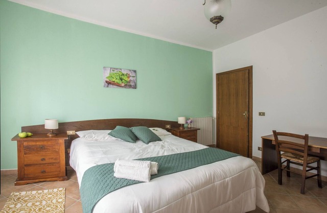 Apartment 'Menta' with Shared Pool and Garden