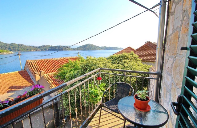 Apartment Mambo , Mljet - Duplex Apartment with Terrace and Sea View