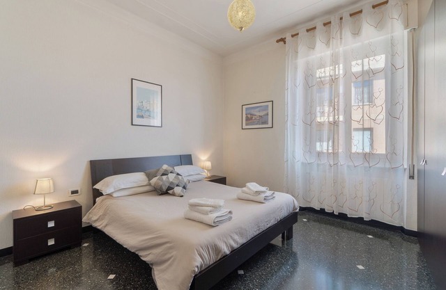 Apartment 'Mare E Monti' with Sea View, Wi-Fi and Air Conditioning