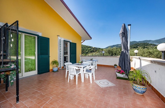 Apartment "Mare Natura" with Shared Terrace & Wi-Fi