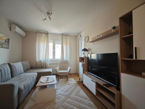 Apartment MARIJA