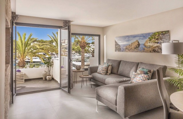 Apartment Marina View Porto Cari 24 with Balcony, A/C & Wi-Fi