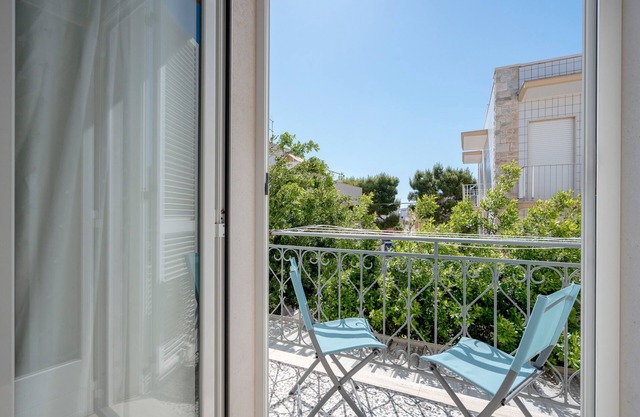 Apartment 'Marittima' with Balcony, Wi-Fi and Air Conditioning