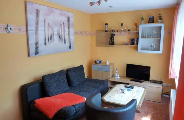 Apartment Maurice - Holiday home in Mariendorf on the Mönchgut peninsula