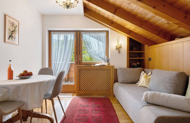Apartment 'Mayr Fünf' with Mountain View, Balcony and Wi-Fi