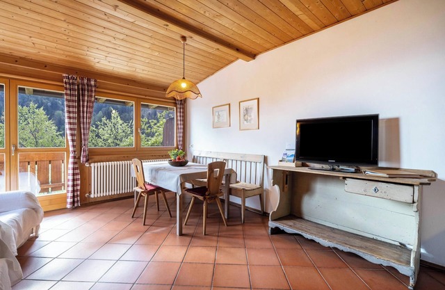 Apartment 'Mayrhof Tanne' with Mountain View, Wi-Fi, Balcony & Garden