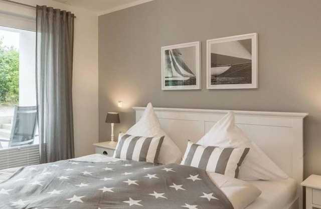 Apartment 'Michaelas Huus- Zwischen Den Meeren' with Private Terrace and Wi-Fi