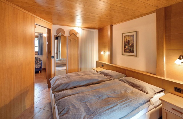 Apartment Miky House Cassana with Mountain View, Balcony and Wi-Fi