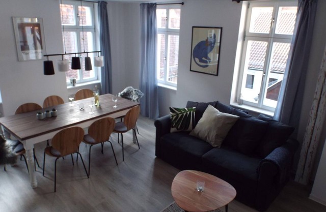 Apartment Mittendrin - apartment/flat, shower, WC, 3 bedrooms