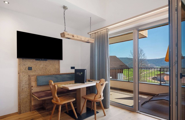 Apartment 'Moarhof Minze' with Mountain View, Shared Garden and Wi-Fi