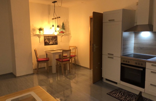Apartment 'Moderne Vollmöblierte Wohnung' with Private Garden