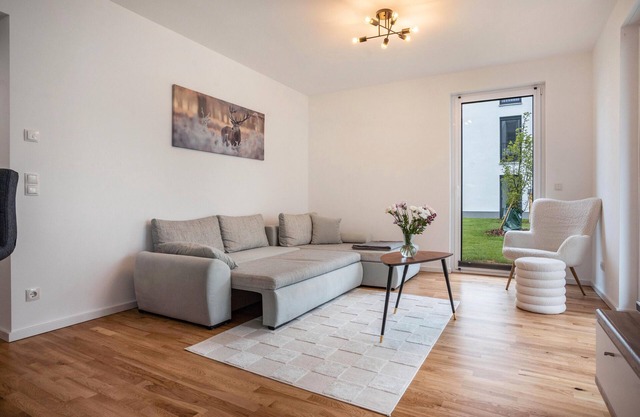 Apartment 'Modernes Loft Mit Terrasse' with Private Garden and Wi-Fi