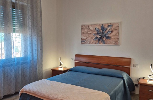 Apartment 'Montecristo Sei' with Sea View, Wi-Fi and Air Conditioning