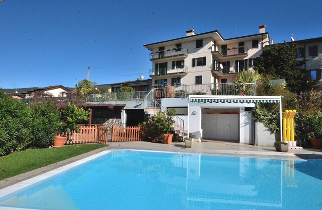 Apartment Montegolo Four With Pool And Lake View