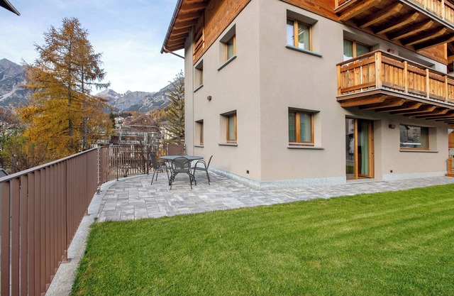 Apartment 'Mortirolo Bormio' with Mountain View, Private Garden and Wi-Fi