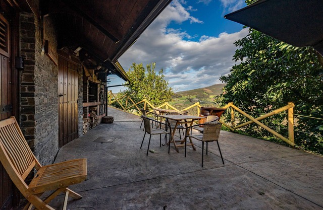 Apartment 'Mr De Alborada Del Eo' with Mountain View, Wi-Fi and Air Conditioning