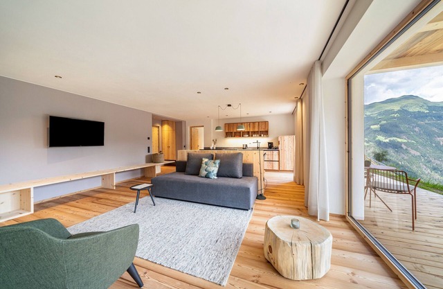 Apartment 'Mucher Michl' with Mountain View, Private Terrace and Wi-Fi