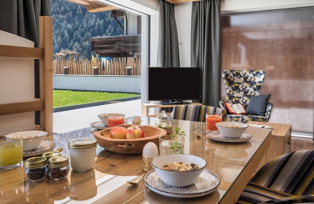 Apartment "Mulin Hilda" next to the Skiing Area with Mountain View, Sauna & Garden