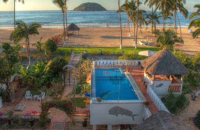 Apartment with exclusive beach!