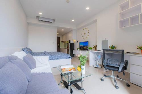 Apartment near Airport, 5 minutes to city center