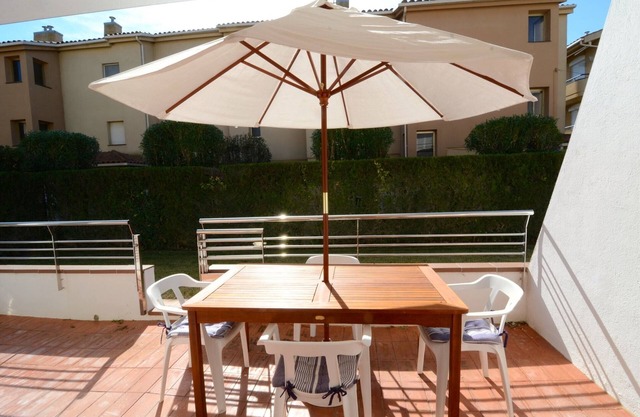 Apartment near Els Griells Beach