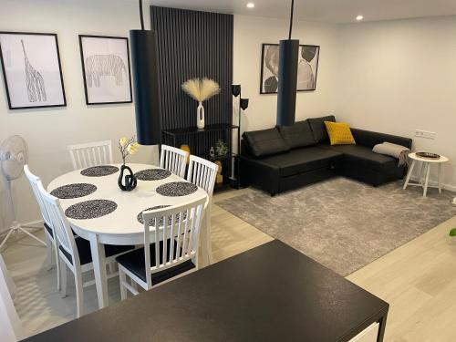 Apartment near old town