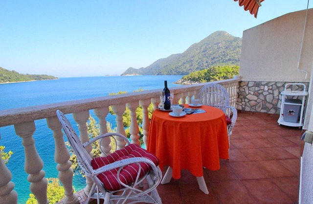 Apartment near Sea beach in Sobra