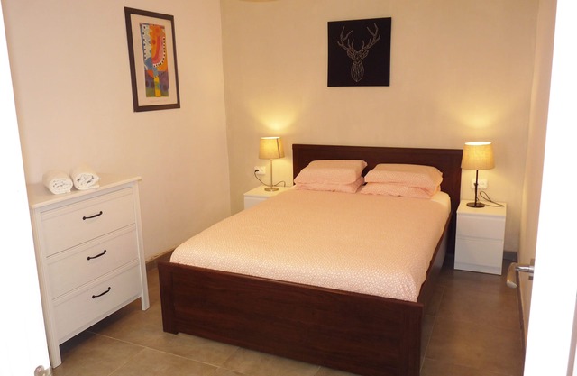 Apartment near the beach, Terrasa, Wifi