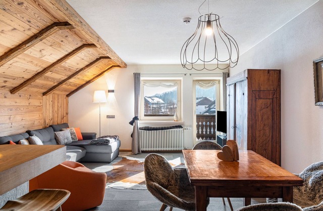 Apartment 'Neu Groß' with Mountain View, Balcony and Wi-Fi