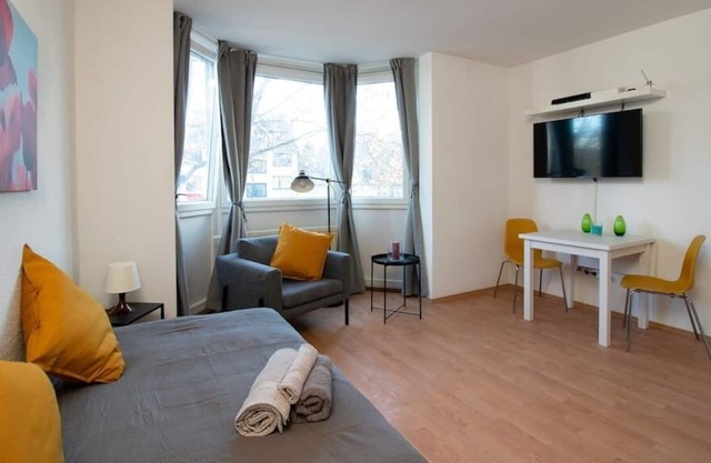 Apartment Newly Furnished in Düsseldorf Wersten