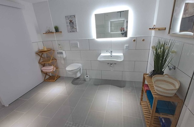 Apartment 'Nieheim , Nagelneu Barrierefrei' with Wi-Fi