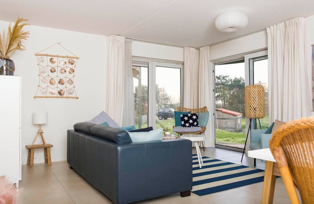 Apartment in Julianadorp near the Beach