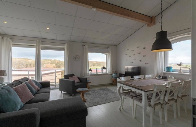 Apartment by the Beach with Stunning Dunes