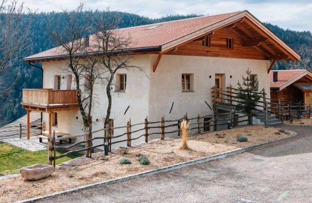 Apartment Nonno in San Genesio - 4 persons, 1 bedrooms