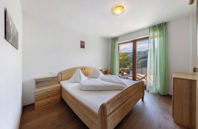 Apartment 'Obertrisaierhof 2' with Mountain View, Private Terrace and Wi-Fi