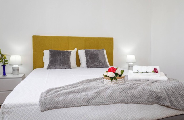 Apartment "Oásis Fonte Grande 5" with Sea View and Wi-Fi