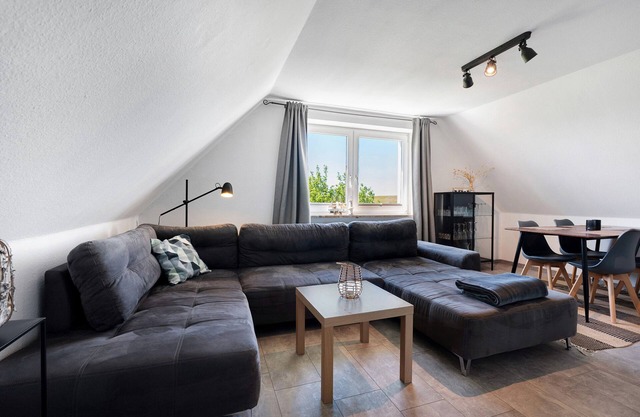Apartment 'Oben' with Private Terrace and Private Garden