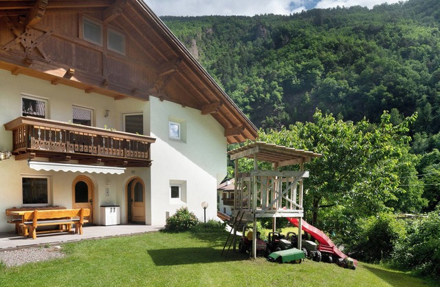 Apartment 'Oberbodnerhof' with Mountain View, Private Terrace and Wi-Fi