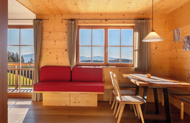 Apartment 'Oberfahrerhof Apt Salten' with Mountain View, Shared Terrace and Wi-Fi