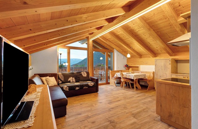 Apartment "Oberhof Panorama" with Mountain View, Balcony & Wi-Fi