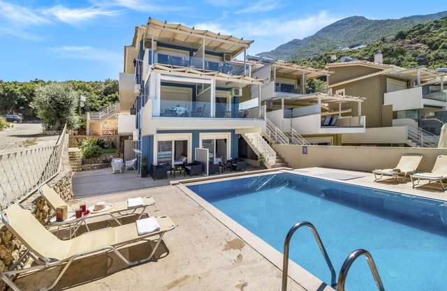 Apartment 'Oceanida Galini Room' with Sea View, Wi-Fi and Air Conditioning